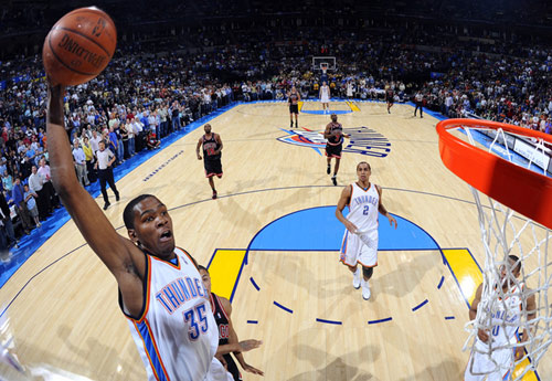 豪强更依赖 豪强更依赖