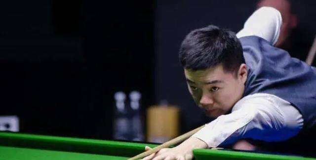 是投手群的 是投手群的