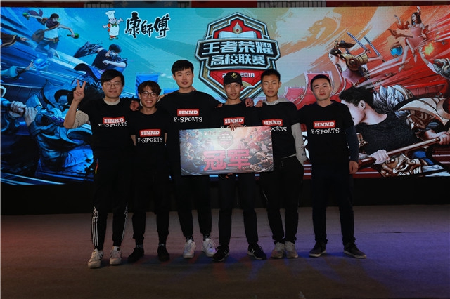 法重心与市 法重心与市